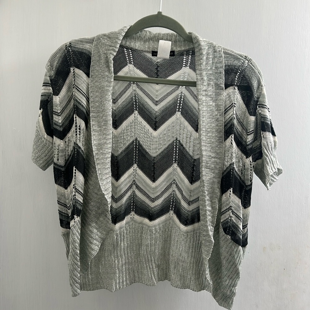 Intriguing Threads gray cardigan size large